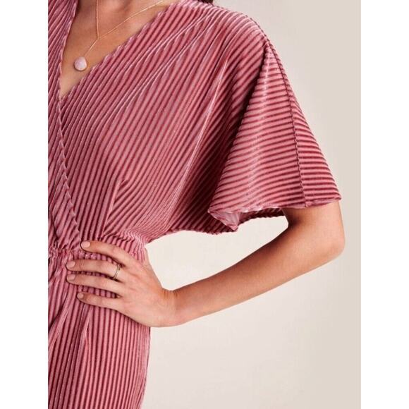 Sunday in Brooklyn Anthro Pink Rose Plisse Velvet Romantic Feminine Dress Medium - Picture 5 of 13